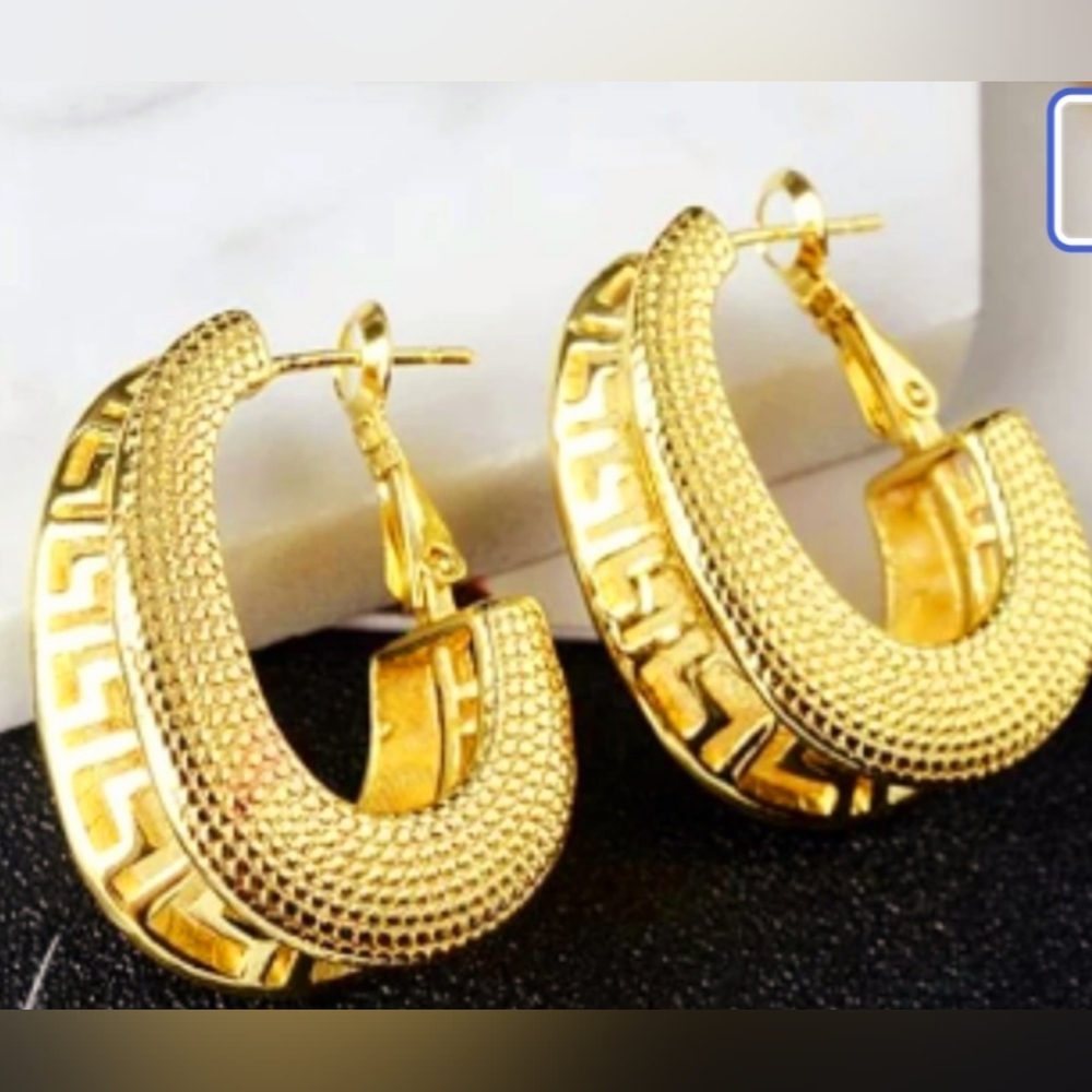 18K Gold Plated Earrings - Picture 3 of 3